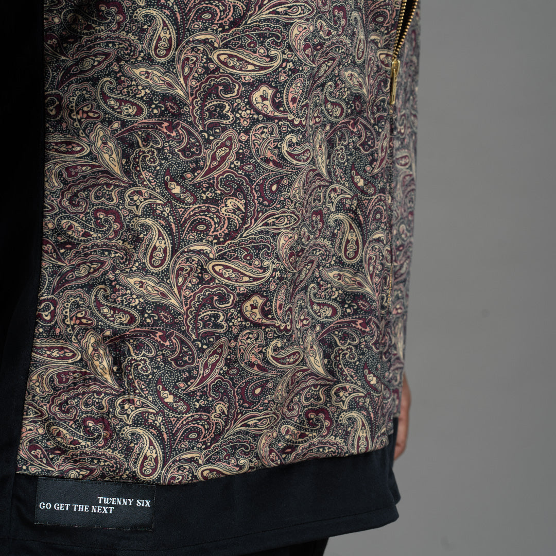 Close-up view of intricate Kalamkari prints on Twennysix Velvet Blend Jacket. Rich colors and intricate patterns add unique charm to the design.